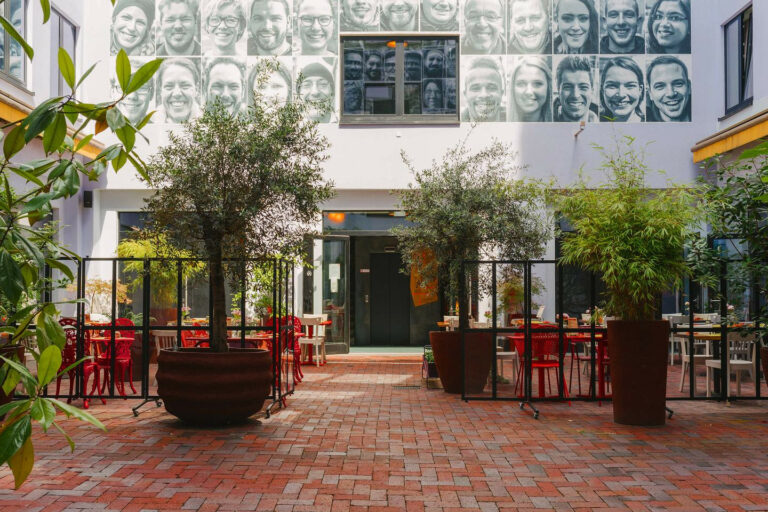 Restaurant Gutschein Restaurant BAR SHUKA Frankfurt