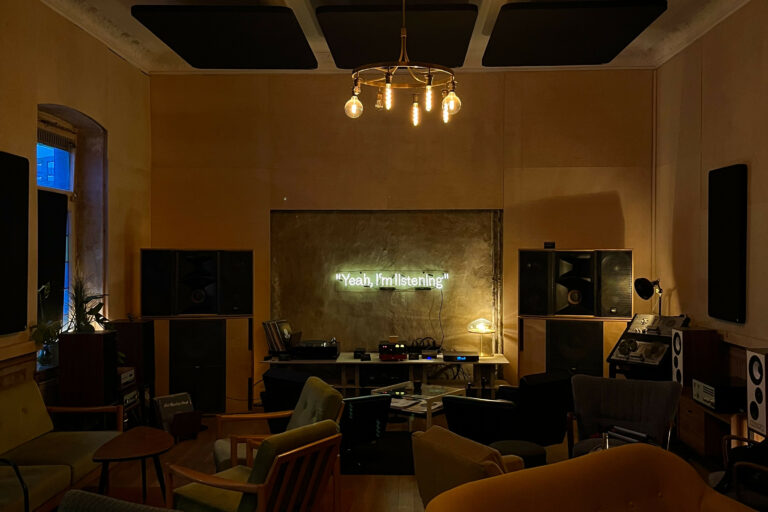 Restaurant Gutschein OWLs Listeningbar & Restaurant Bielefeld